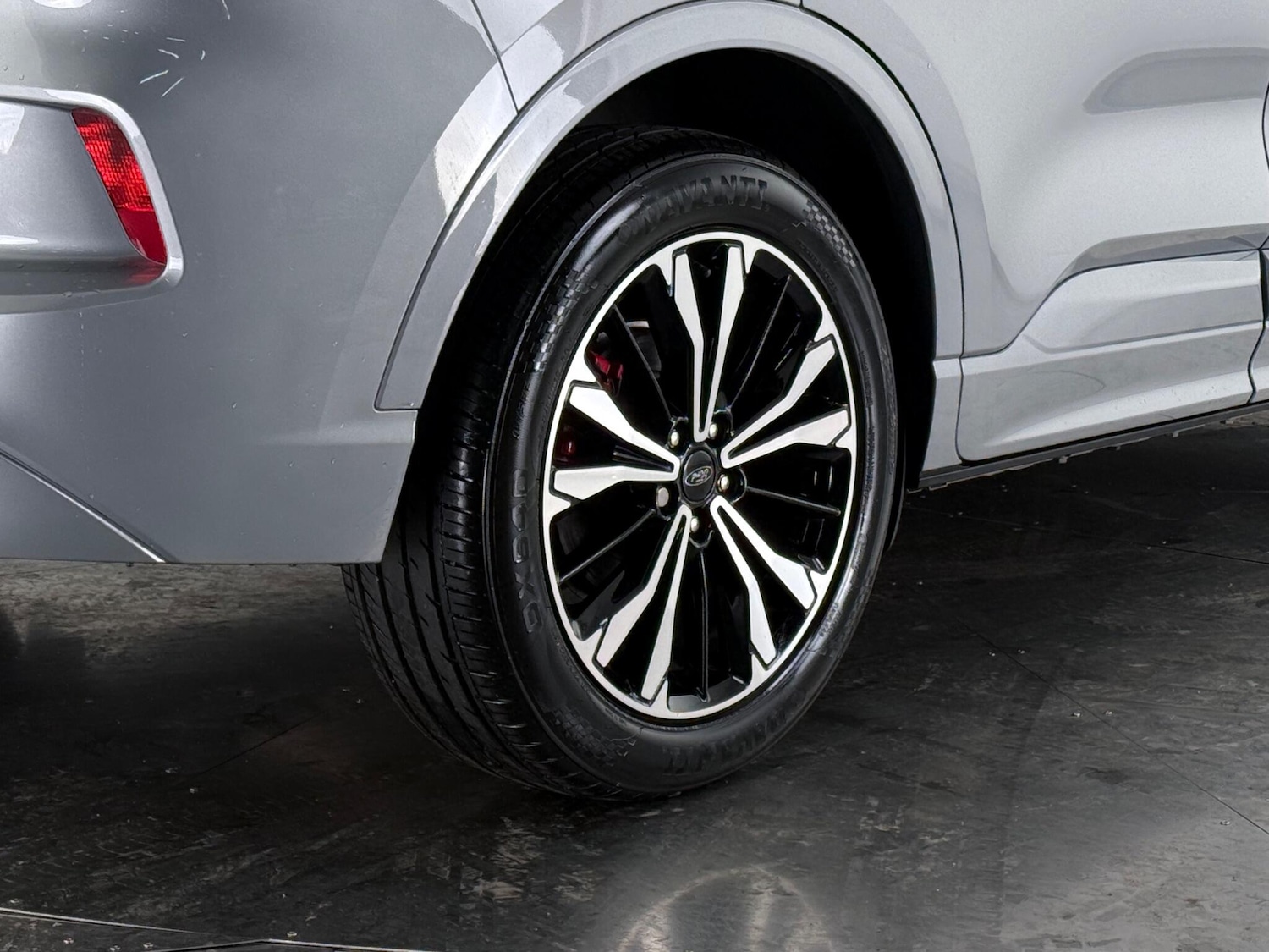 Used Ford Kuga 2023 for sale - 76468129: Photo 12