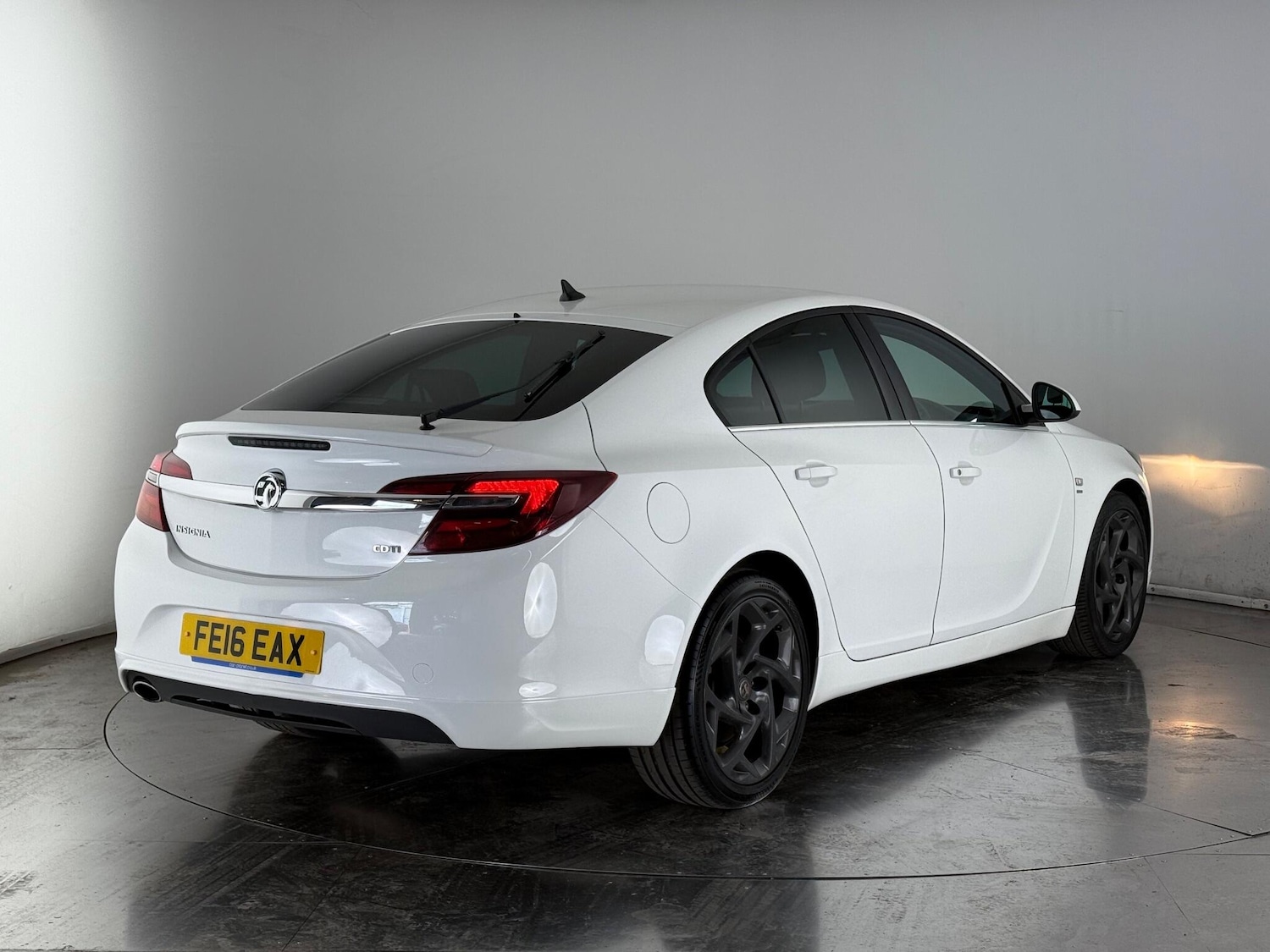 Used Vauxhall Insignia 2016 for sale - 77181055: Photo 6