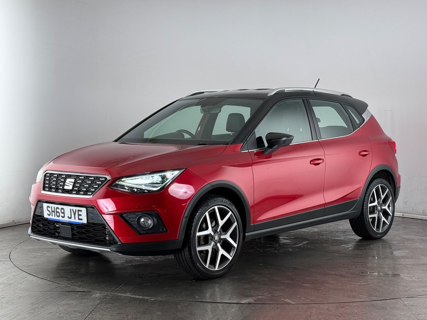 Used SEAT Arona 2019 for sale - 77371910: Photo 2