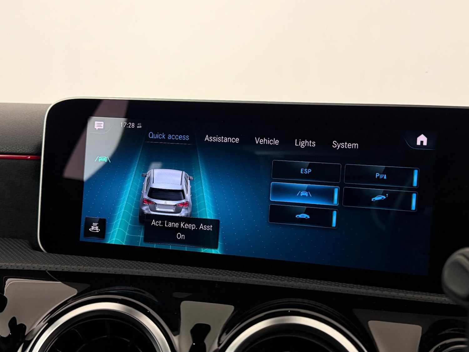 Used Mercedes-Benz A-Class 2019 for sale - 77222547: Photo 27