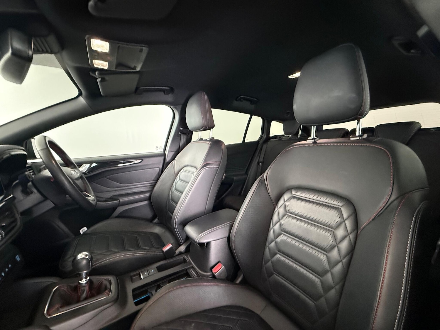 Used Ford Focus 2022 for sale - 77180928: Photo 12