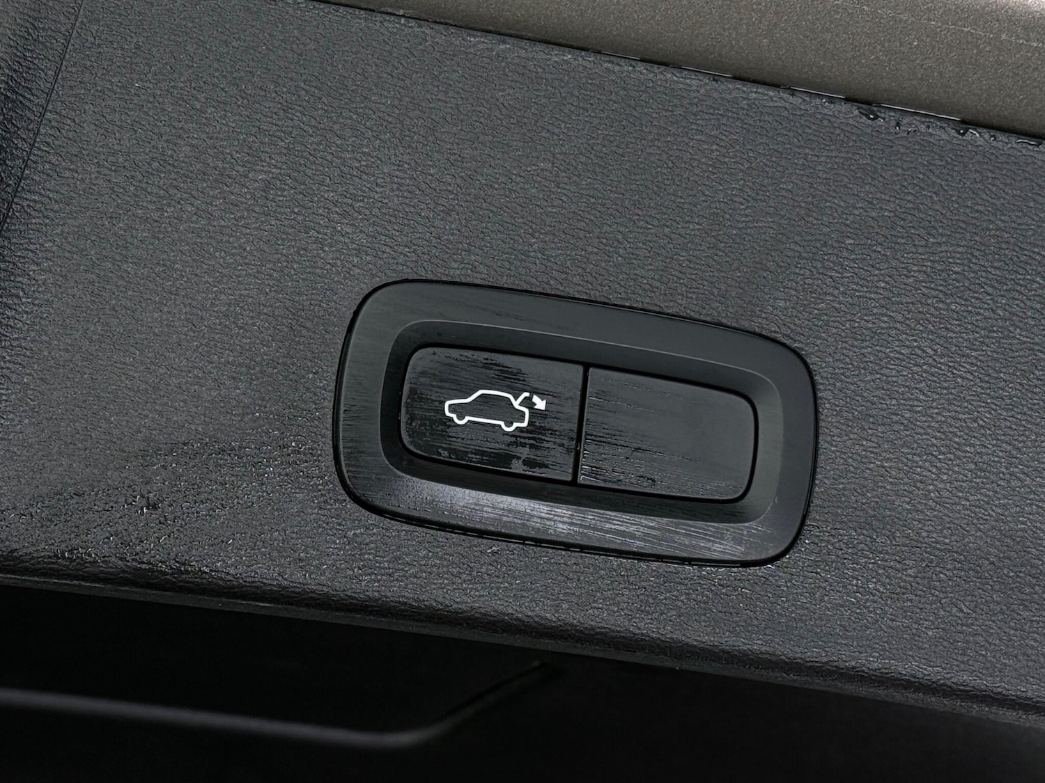 Used Volvo XC40 2022 for sale - 76468383: Photo 14