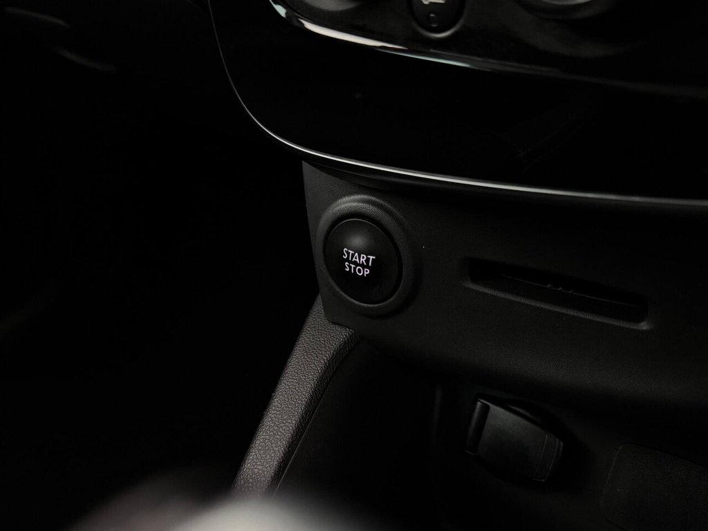 Used Renault Clio 2019 for sale - 76280033: Photo 29