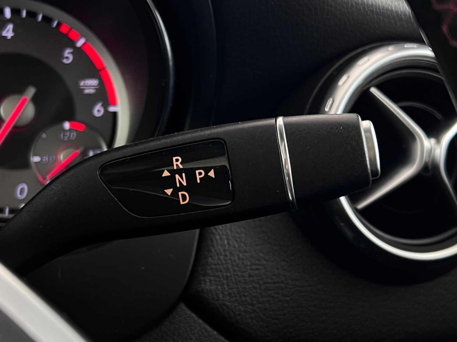 Used Mercedes-Benz GLA 2015 for sale - 77181193: Photo 20