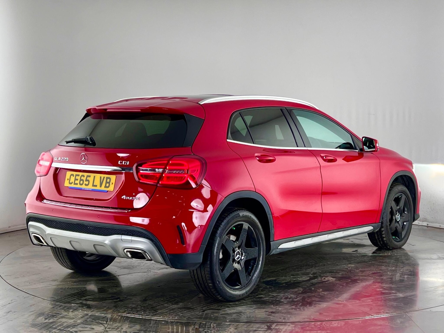 Used Mercedes-Benz GLA 2015 for sale - 77181193: Photo 4