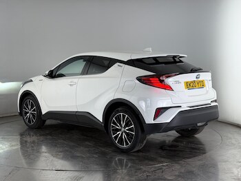 Used Toyota C-HR 2020 for sale - 77243963: Photo