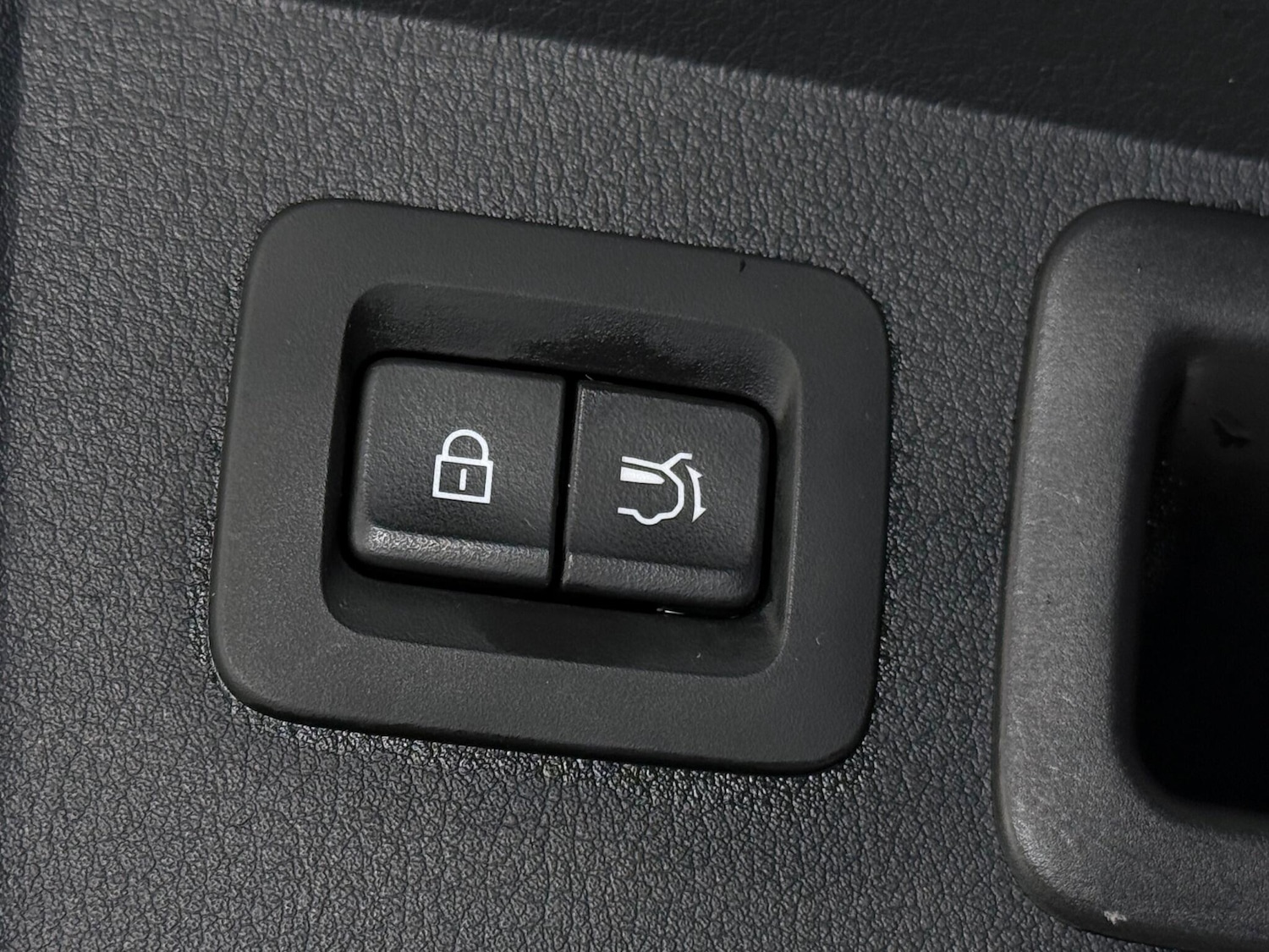 Used Mazda CX-60 2024 for sale - 76468379: Photo 12