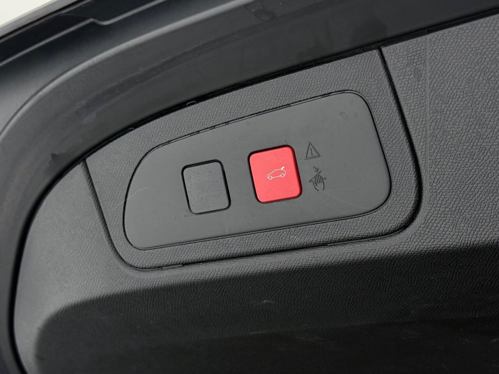 Used DS Automobiles DS 7 Crossback 2021 for sale - 76092438: Photo 14