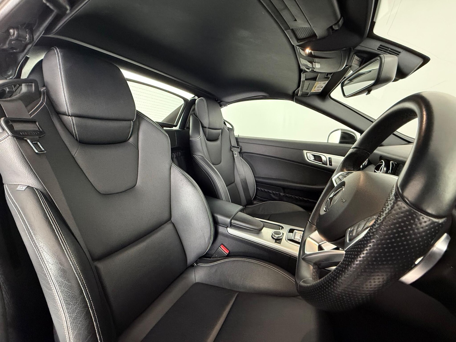 Used Mercedes-Benz SLC 2018 for sale - 76468448: Photo 21