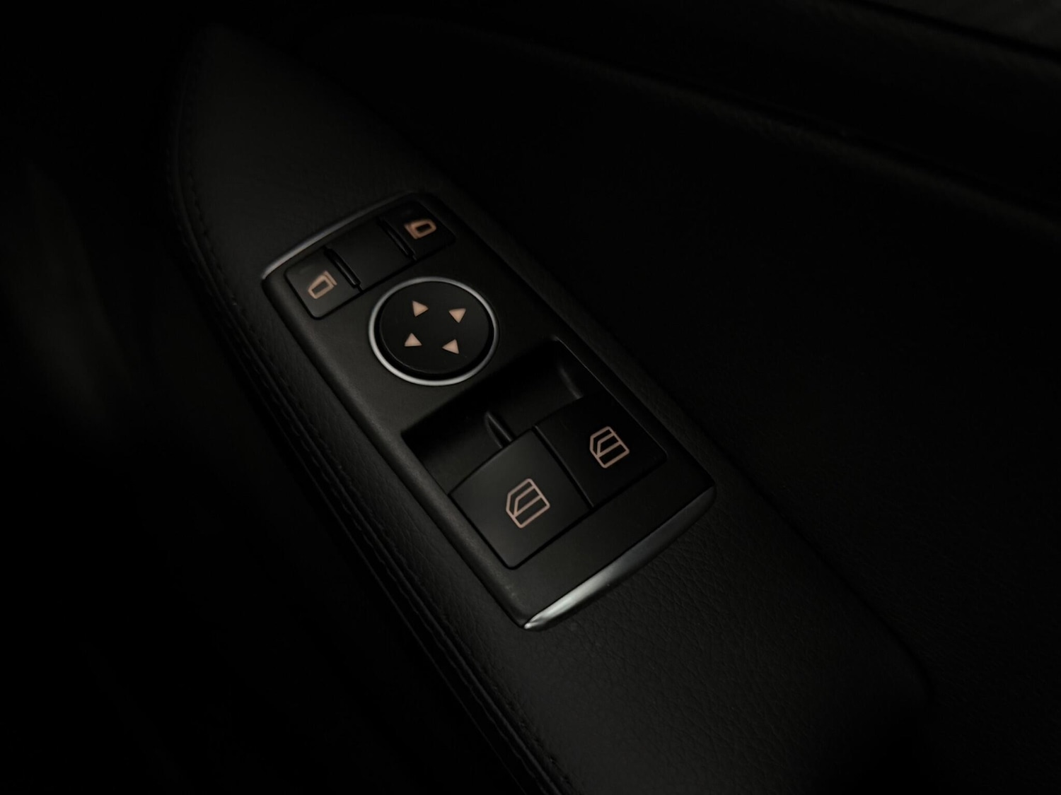 Used Mercedes-Benz SLC 2018 for sale - 76468448: Photo 29