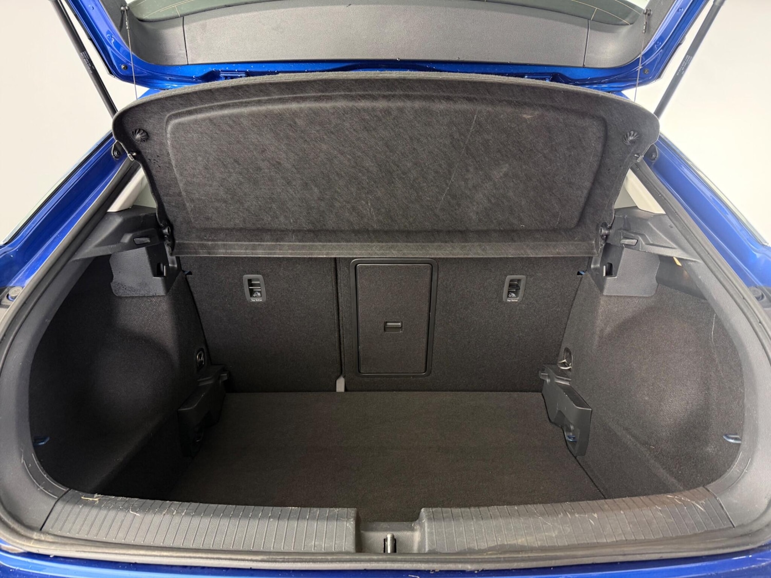 Used Volkswagen T-Roc 2023 for sale - 77550822: Photo 10