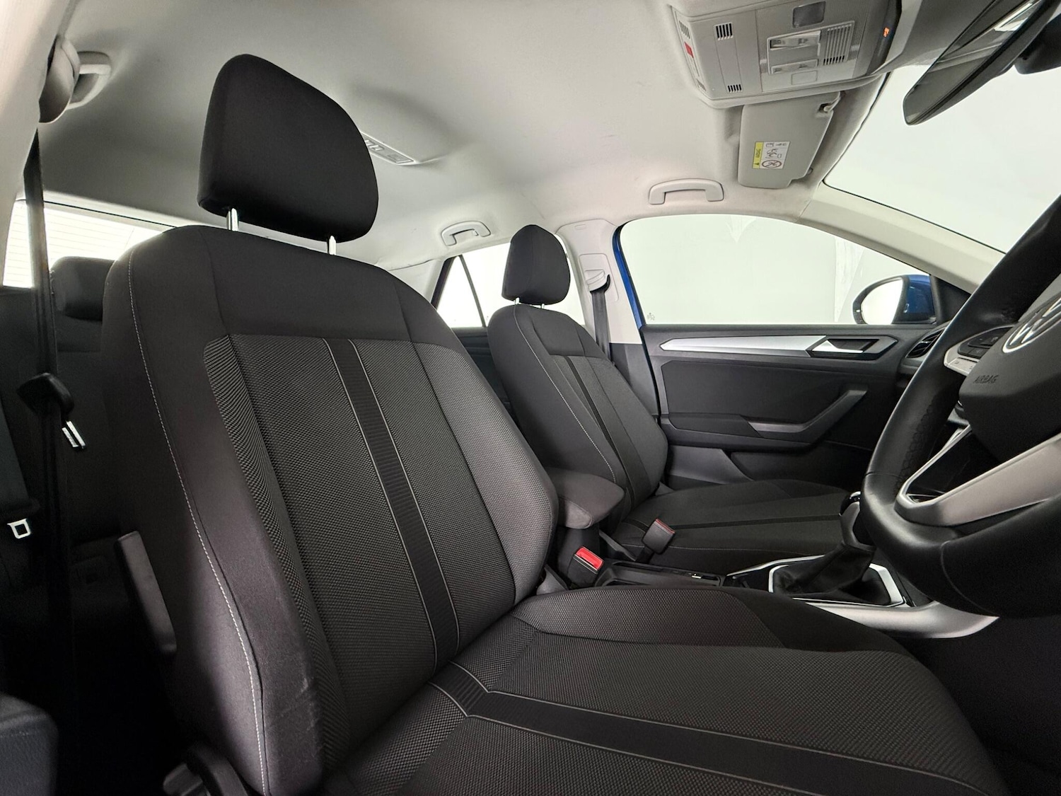 Used Volkswagen T-Roc 2023 for sale - 77550822: Photo 11