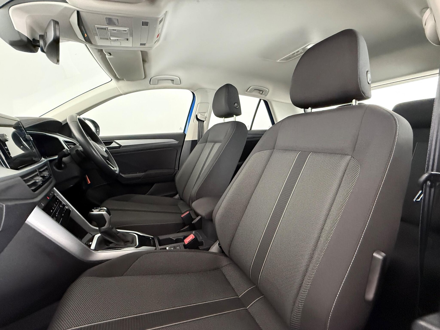 Used Volkswagen T-Roc 2023 for sale - 77550822: Photo 12