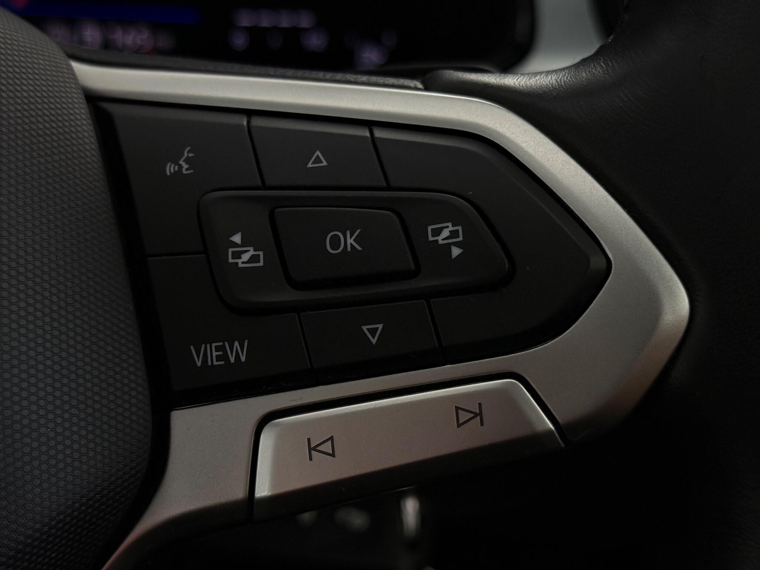 Used Volkswagen T-Roc 2023 for sale - 77550822: Photo 20