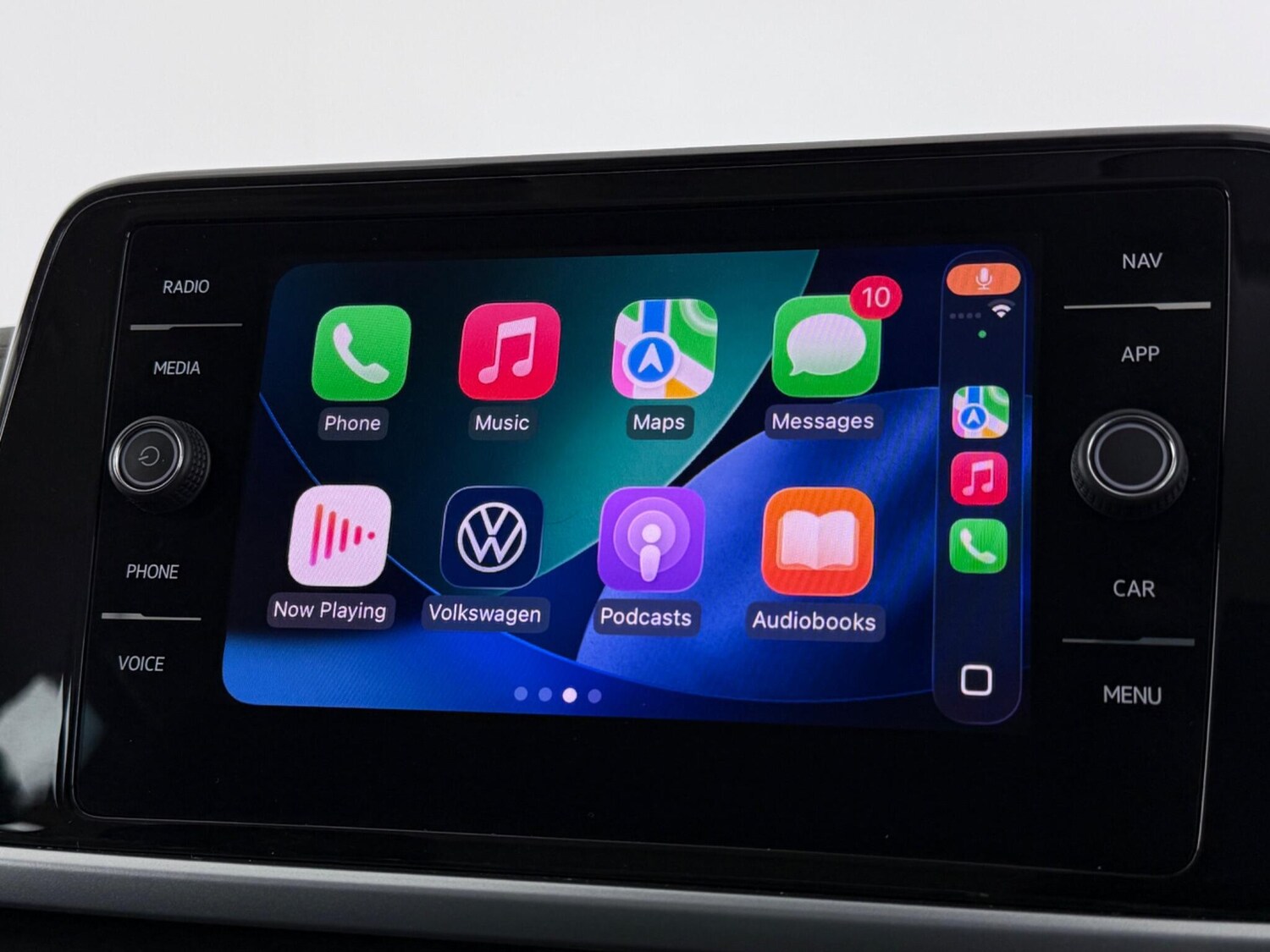 Used Volkswagen T-Roc 2023 for sale - 77550822: Photo 29