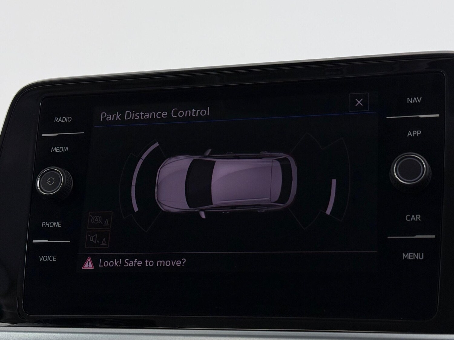 Used Volkswagen T-Roc 2023 for sale - 77550822: Photo 30