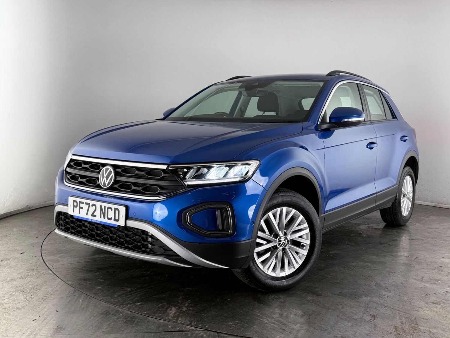 Used Volkswagen T-Roc 2023 for sale - 77550822: Photo 33
