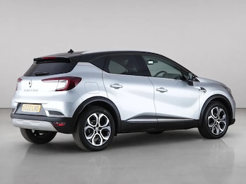 Used Renault Captur 2022 for sale - 79121906: Photo