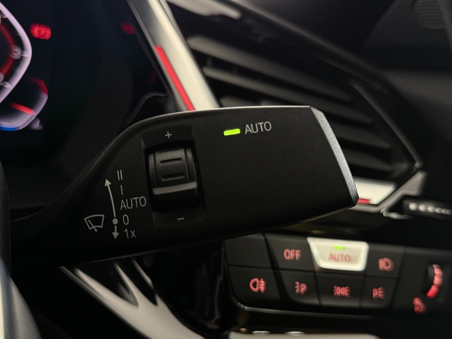 Used BMW Z4 2019 for sale - 76619904: Photo 32