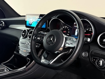Used Mercedes-Benz GLC 2022 for sale - 79497247: Photo
