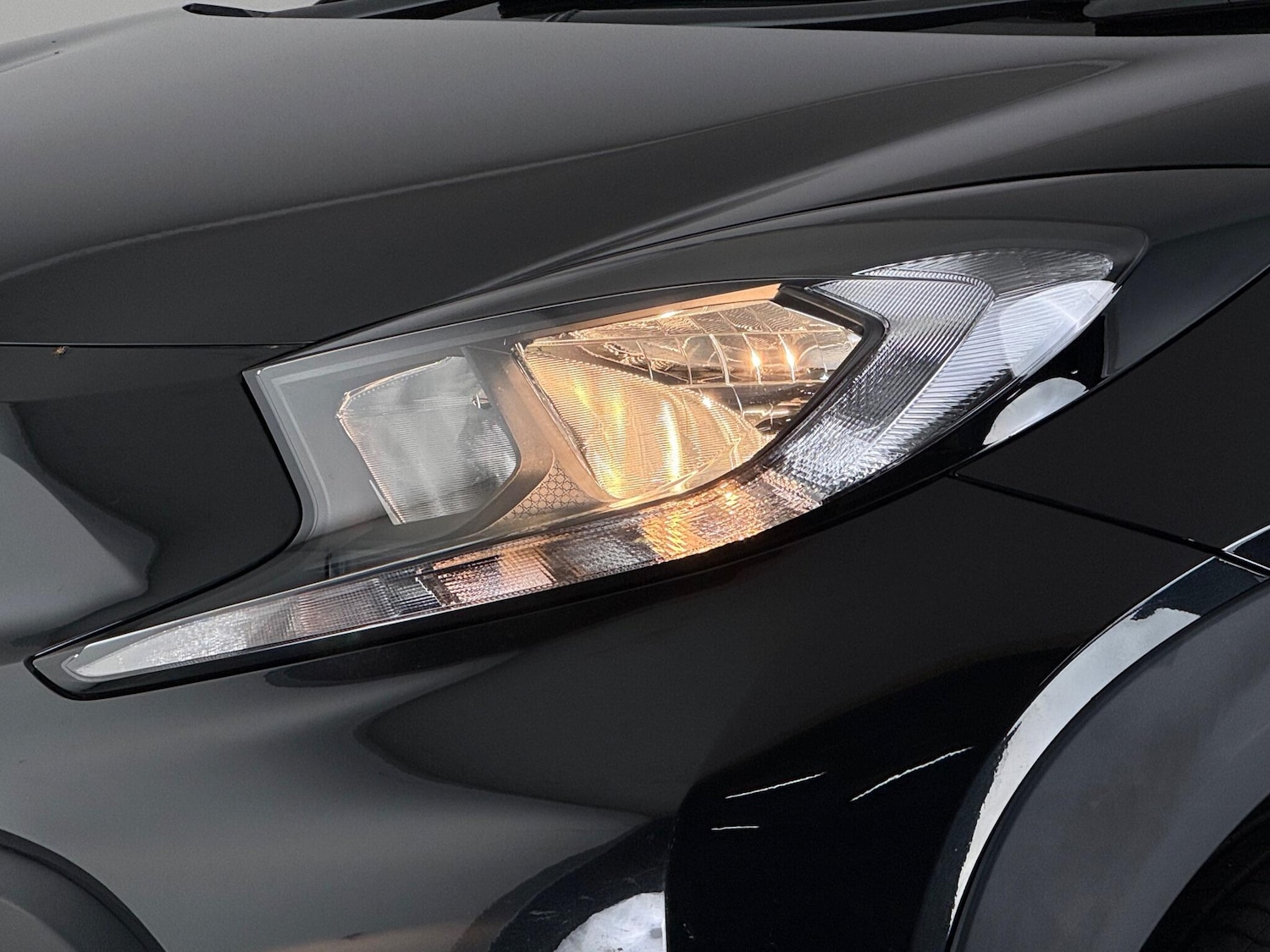 Used Toyota Aygo X 2023 for sale - 77260374: Photo 6