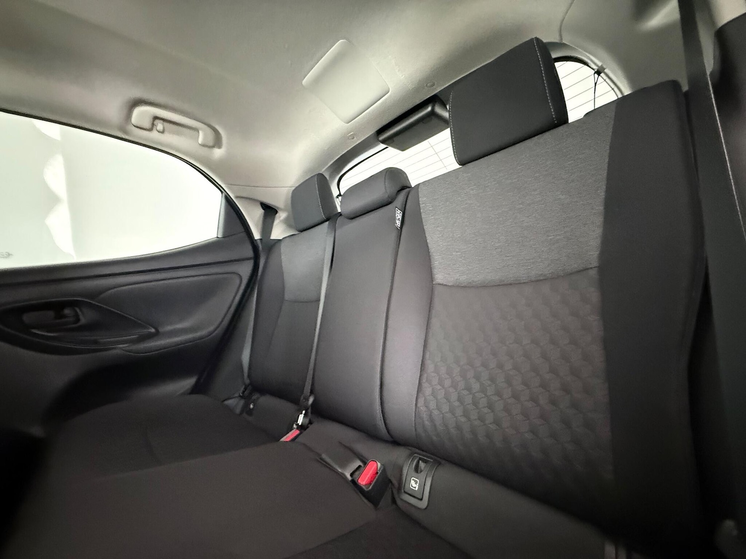 Used Toyota Yaris 2022 for sale - 76468465: Photo 19