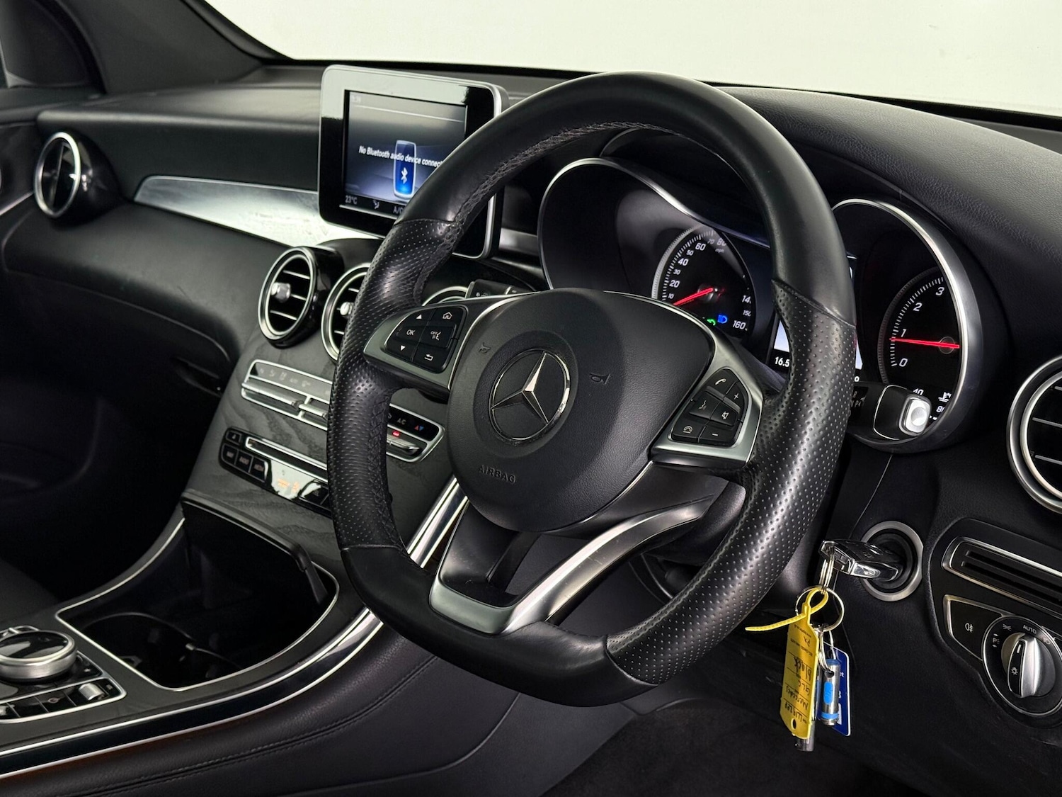 Used Mercedes-Benz GLC 2019 for sale - 76468791: Photo 24