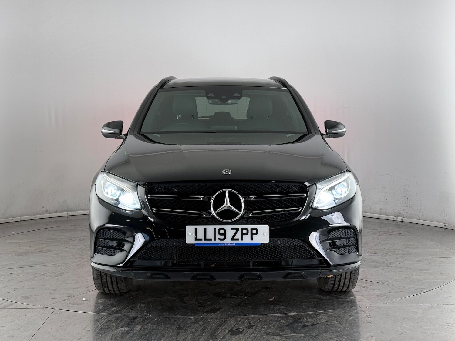 Used Mercedes-Benz GLC 2019 for sale - 76468791: Photo 3