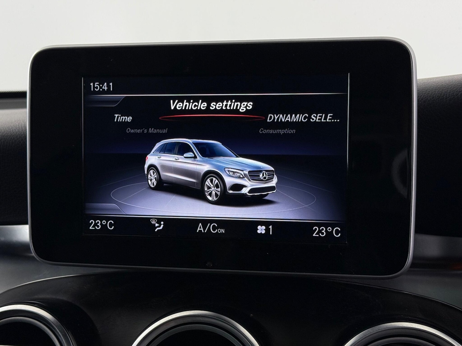 Used Mercedes-Benz GLC 2019 for sale - 76468791: Photo 33