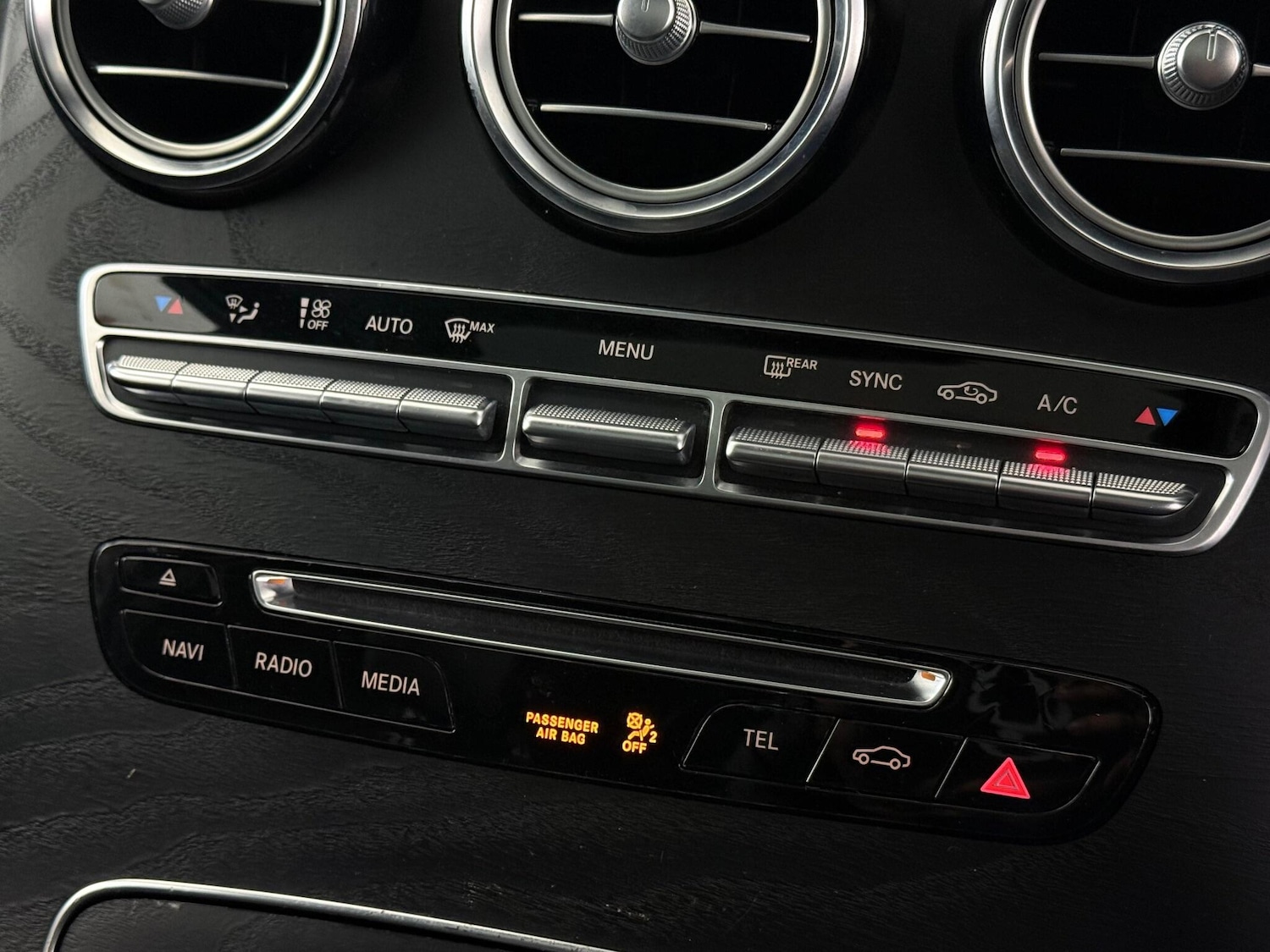 Used Mercedes-Benz GLC 2019 for sale - 76468791: Photo 36