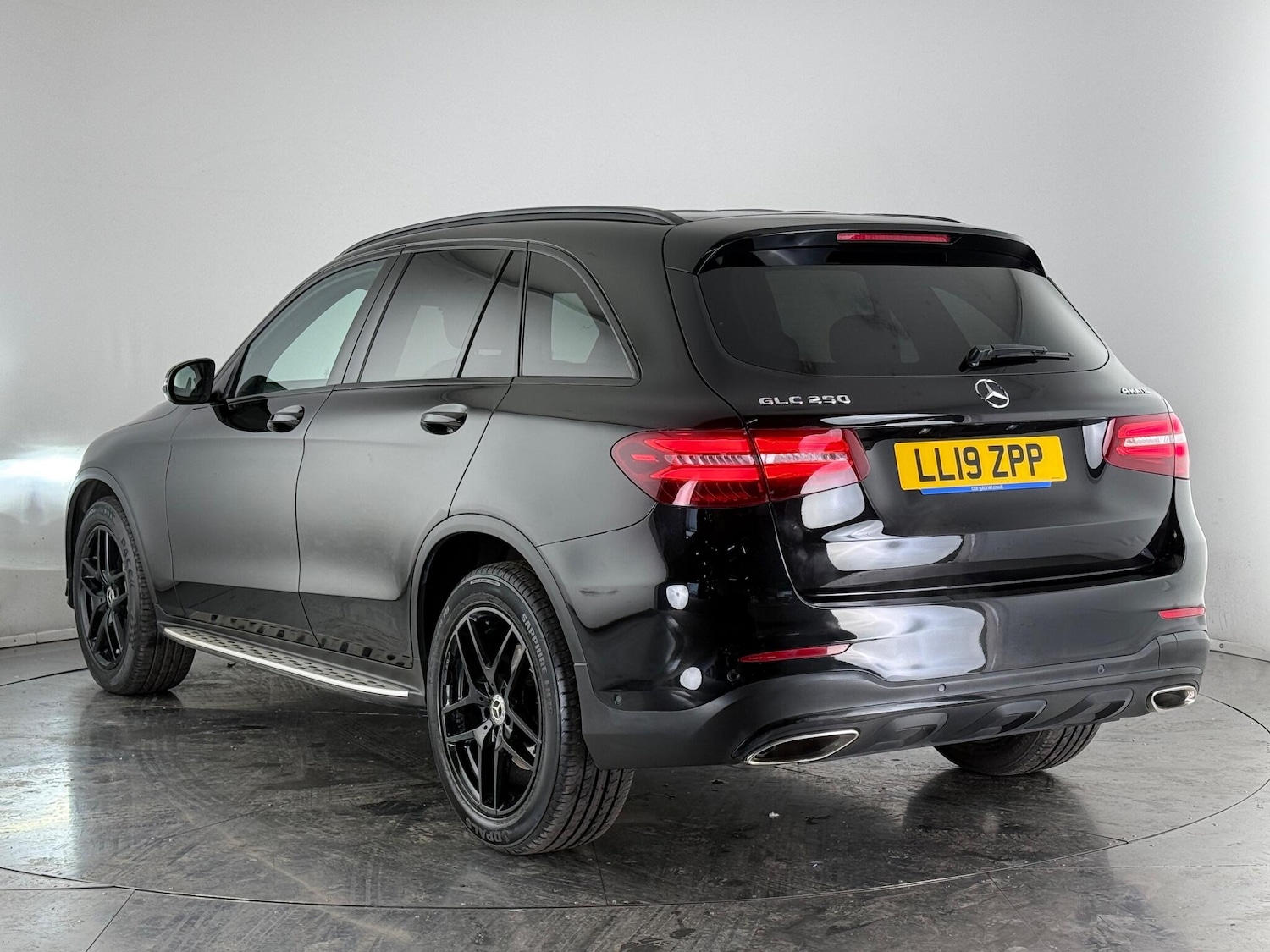 Used Mercedes-Benz GLC 2019 for sale - 76468791: Photo 5