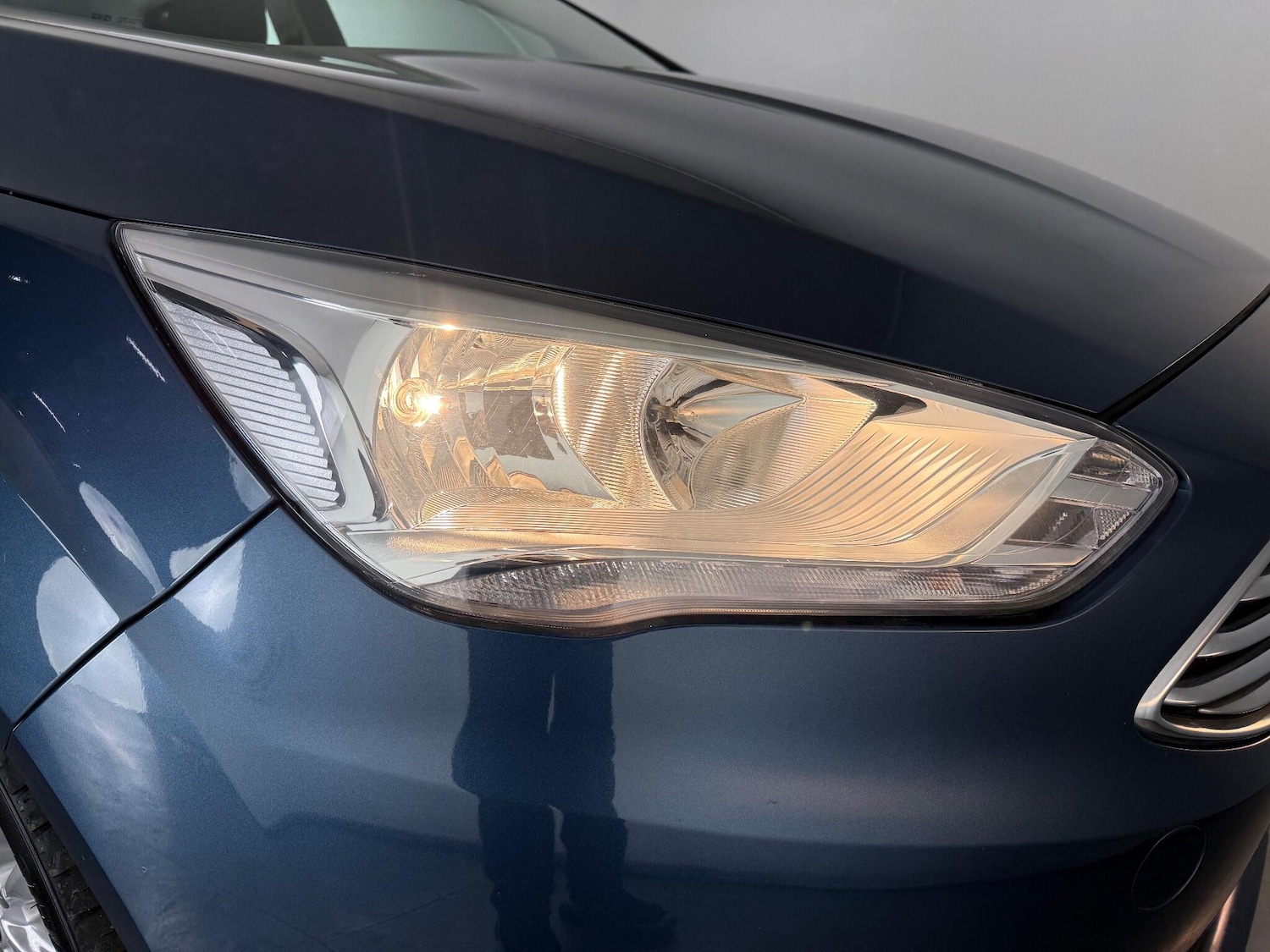 Used Ford C-Max 2018 for sale - 76468277: Photo 8