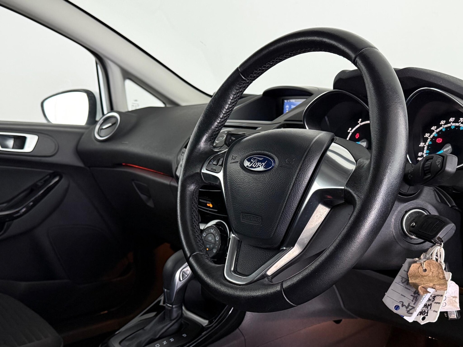 Used Ford Fiesta 2015 for sale - 77222188: Photo 16