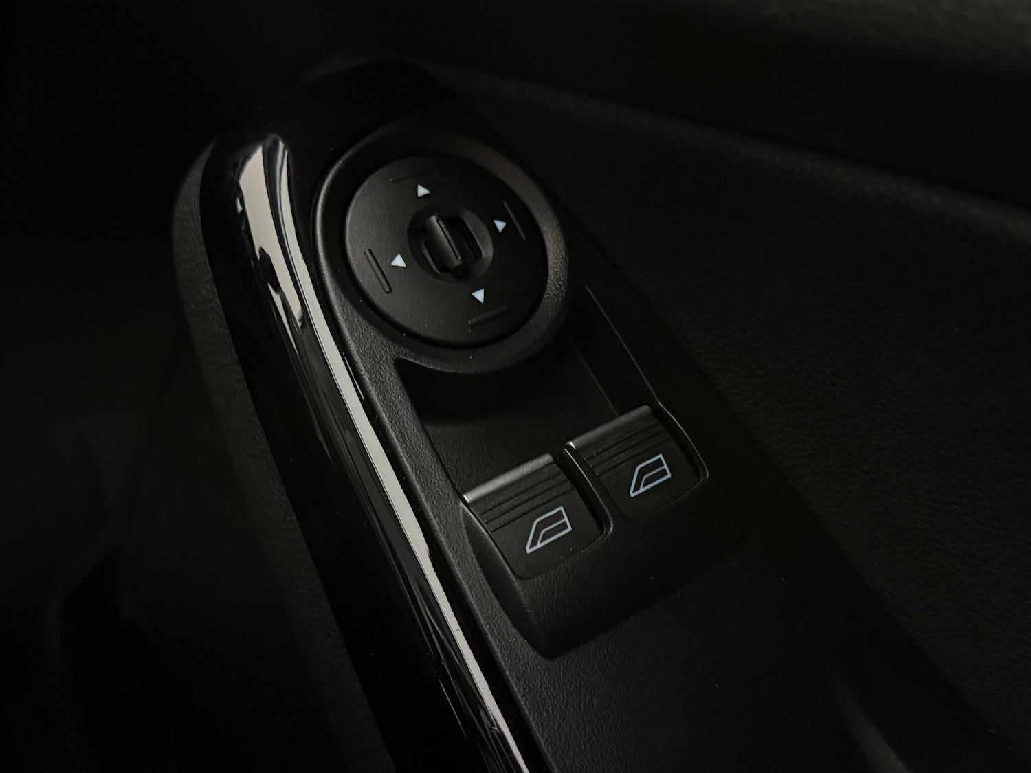 Used Ford Fiesta 2015 for sale - 77222188: Photo 24