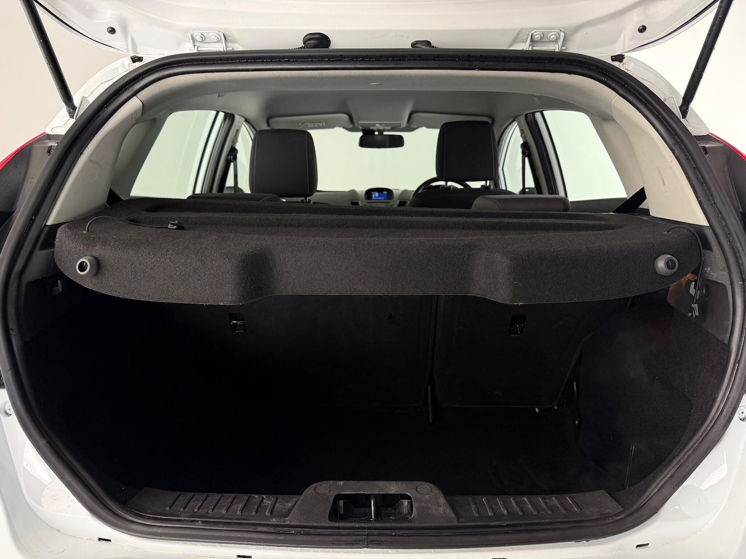 Used Ford Fiesta 2015 for sale - 77222188: Photo 9