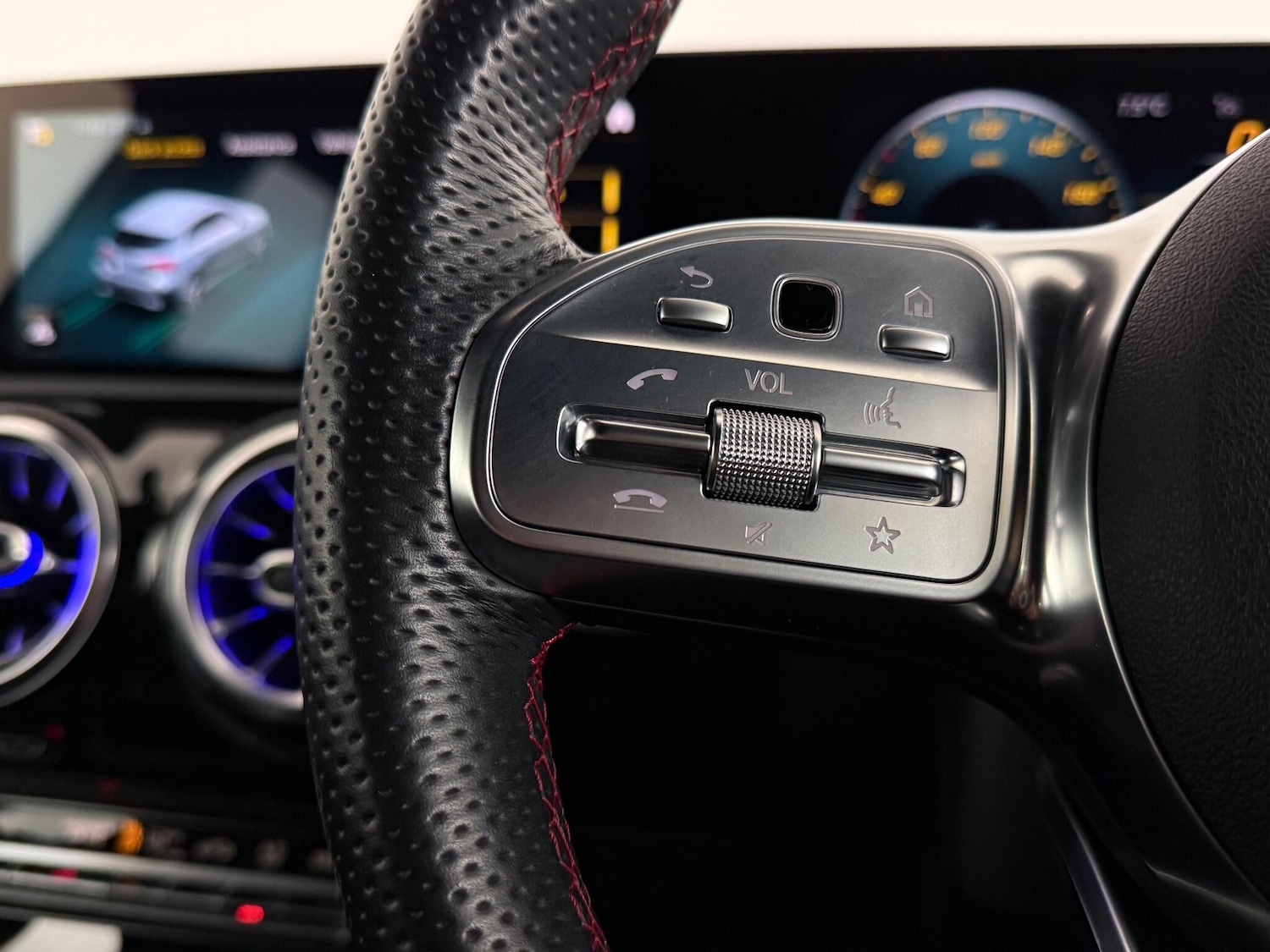 Used Mercedes-Benz A-Class 2019 for sale - 77259768: Photo 16