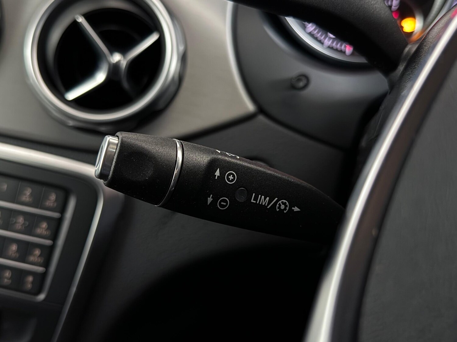 Used Mercedes-Benz GLA 2018 for sale - 76645770: Photo 30