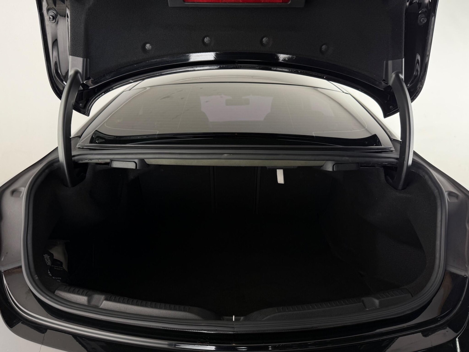 Used Mercedes-Benz E Class 2018 for sale - 78078645: Photo 9