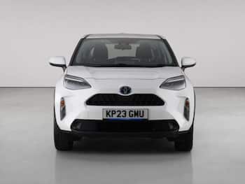 Used Toyota Yaris Cross 2023 for sale - 79658419: Photo