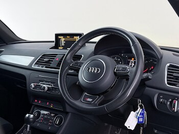Used Audi Q3 2017 for sale - 79117045: Photo