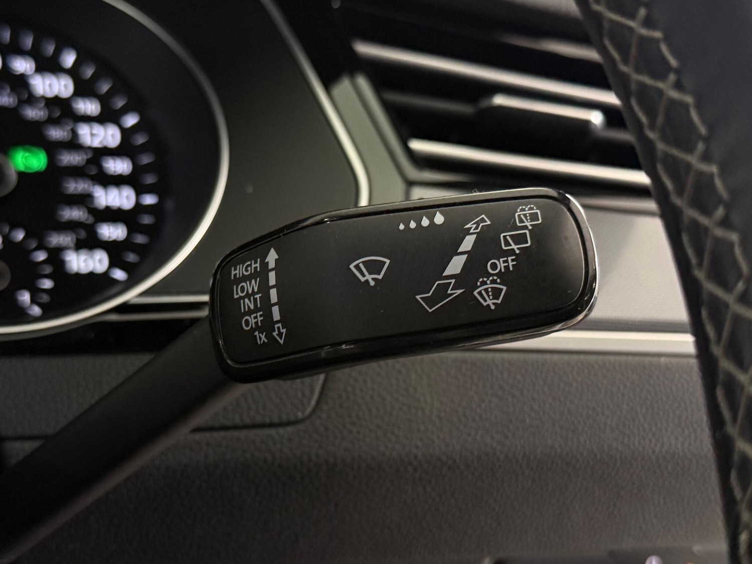 Used Volkswagen Passat 2016 for sale - 77222020: Photo 25