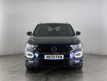 Used Volkswagen T-Roc 2020 for sale - 77684458: Photo