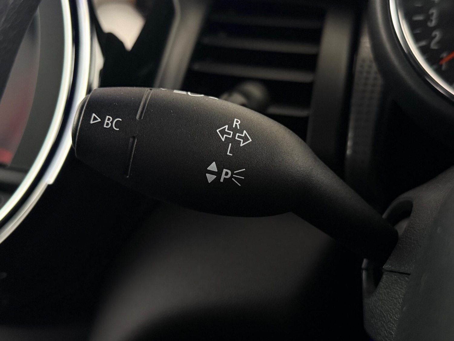 Used MINI Convertible 2020 for sale - 77246297: Photo 22