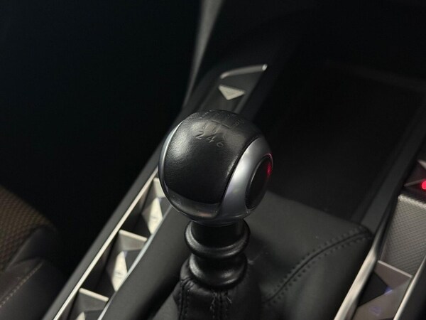 Used DS Automobiles DS 3 Crossback 2022 for sale - 75087839: Photo 40