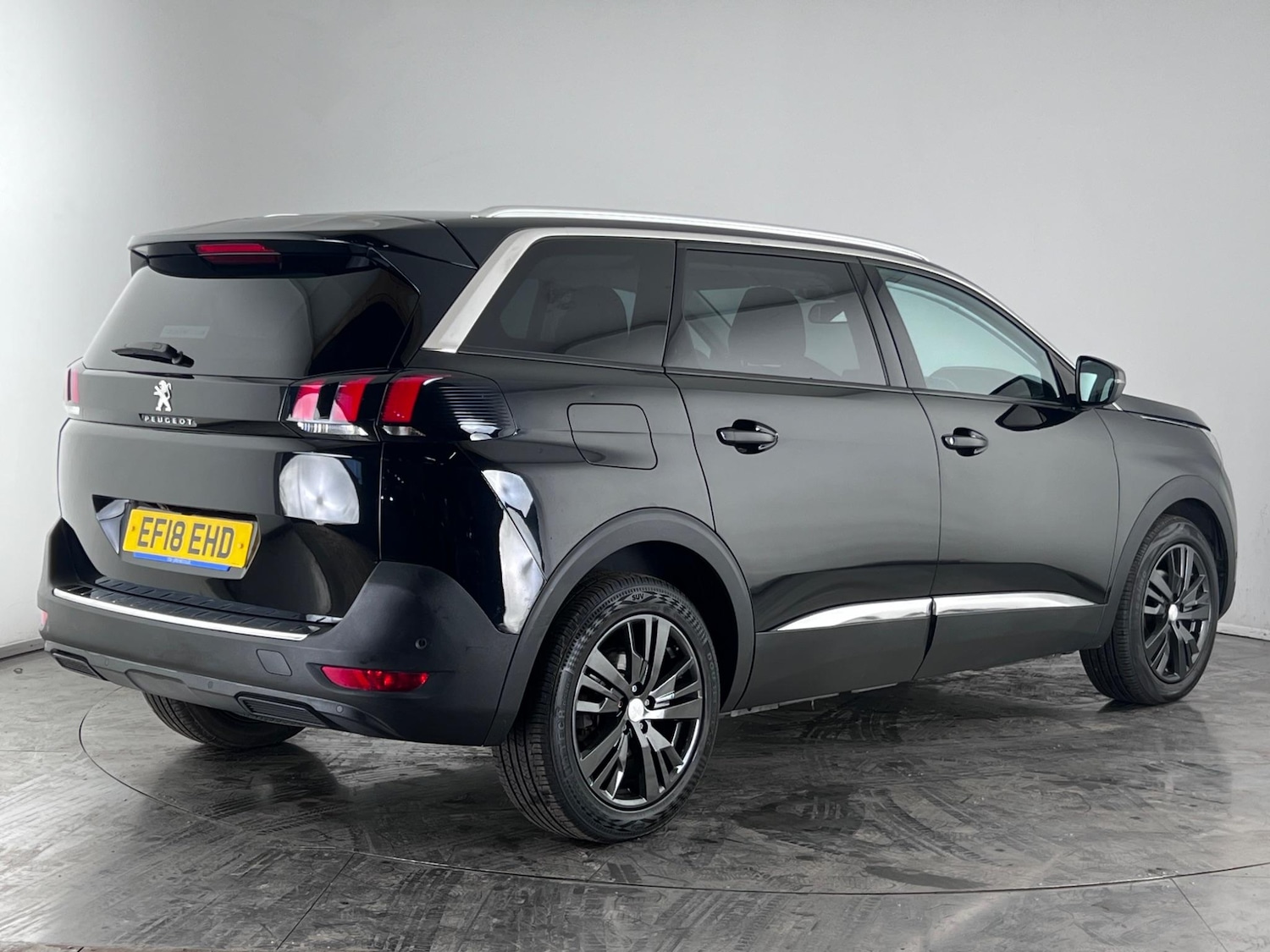 Used Peugeot 5008 2018 for sale - 77216510: Photo 4