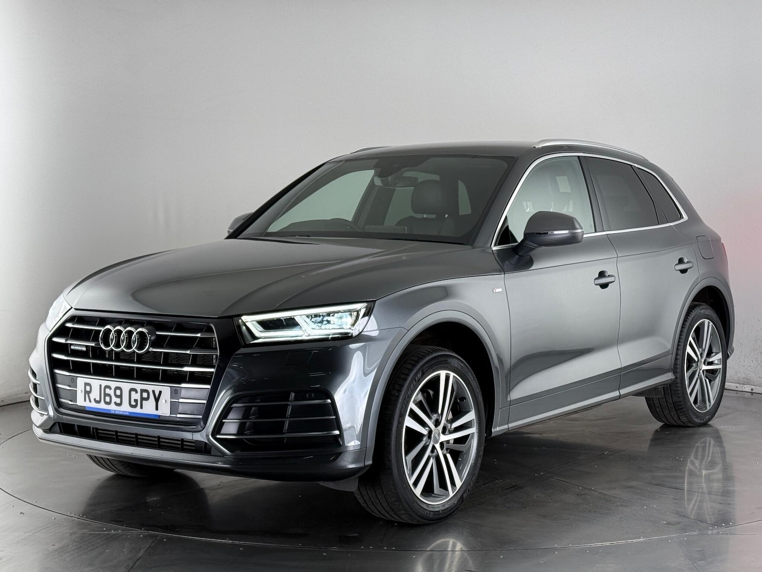Used Audi Q5 2019 for sale - 77216449: Photo 2