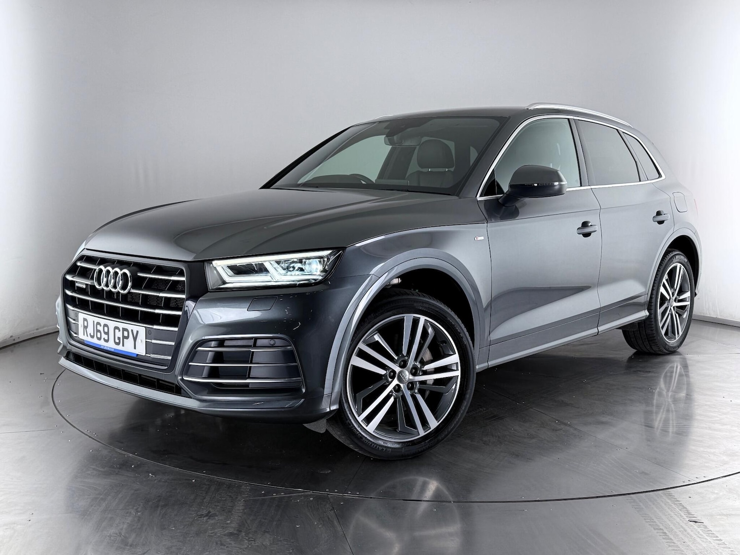 Used Audi Q5 2019 for sale - 77216449: Photo 41