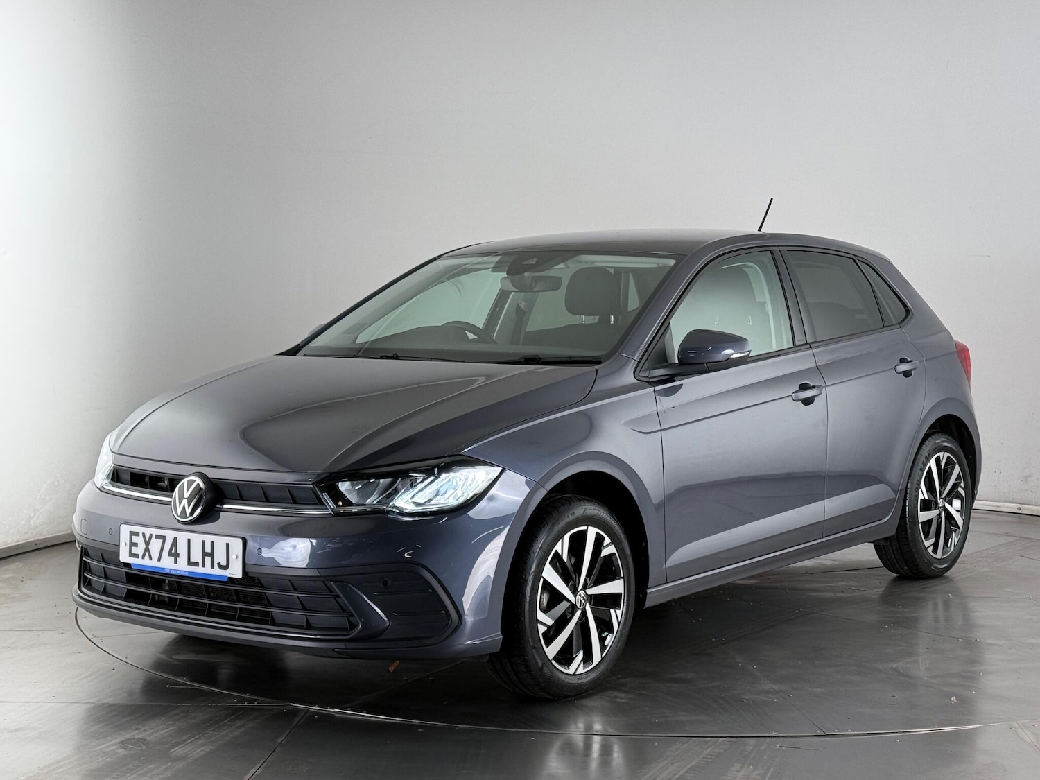 Used Volkswagen Polo 2024 for sale - 76752546: Photo 3