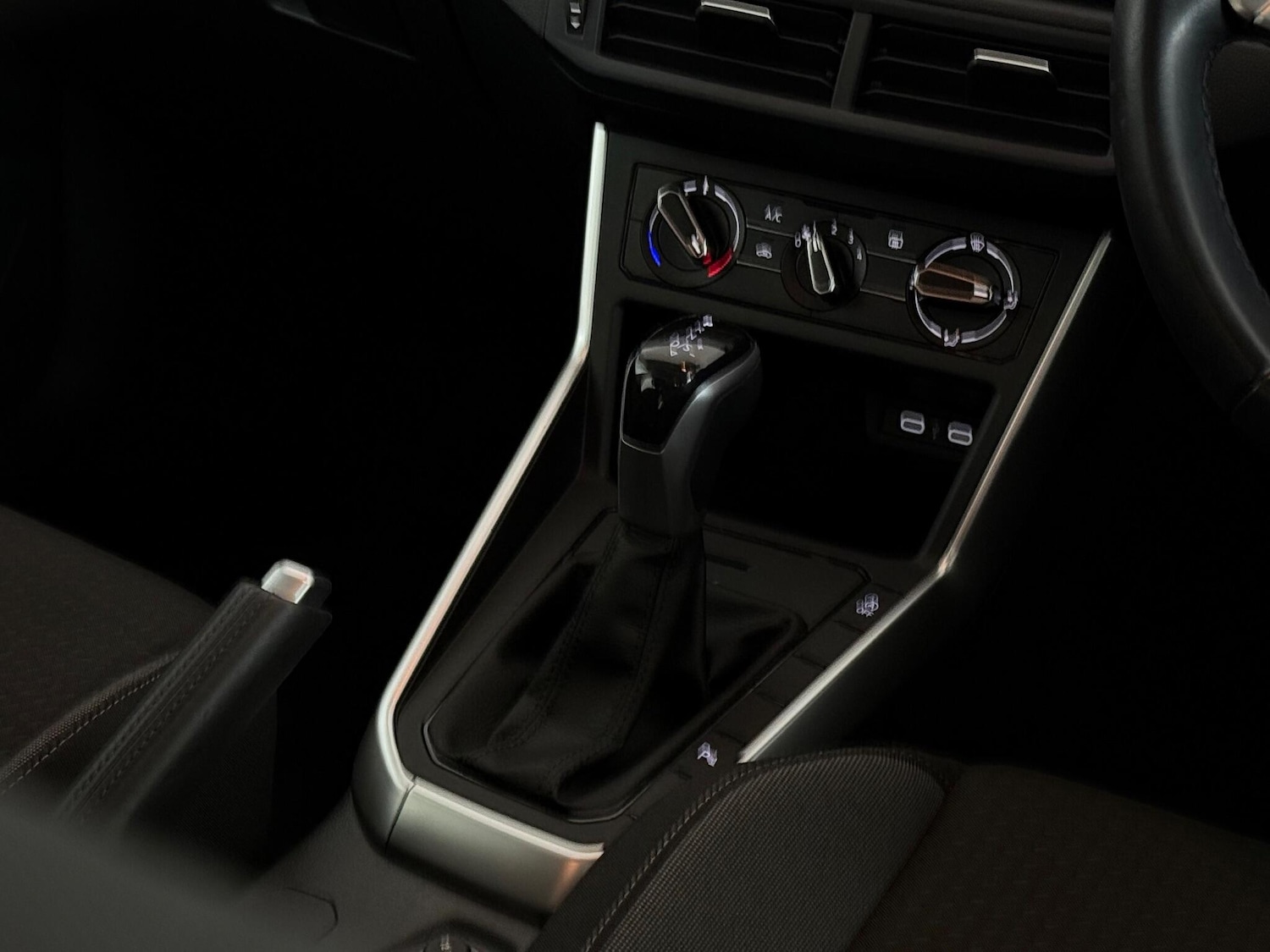 Used Volkswagen Polo 2024 for sale - 77260492: Photo 32