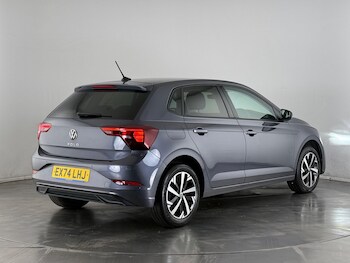 Used Volkswagen Polo 2024 for sale - 77260492: Photo